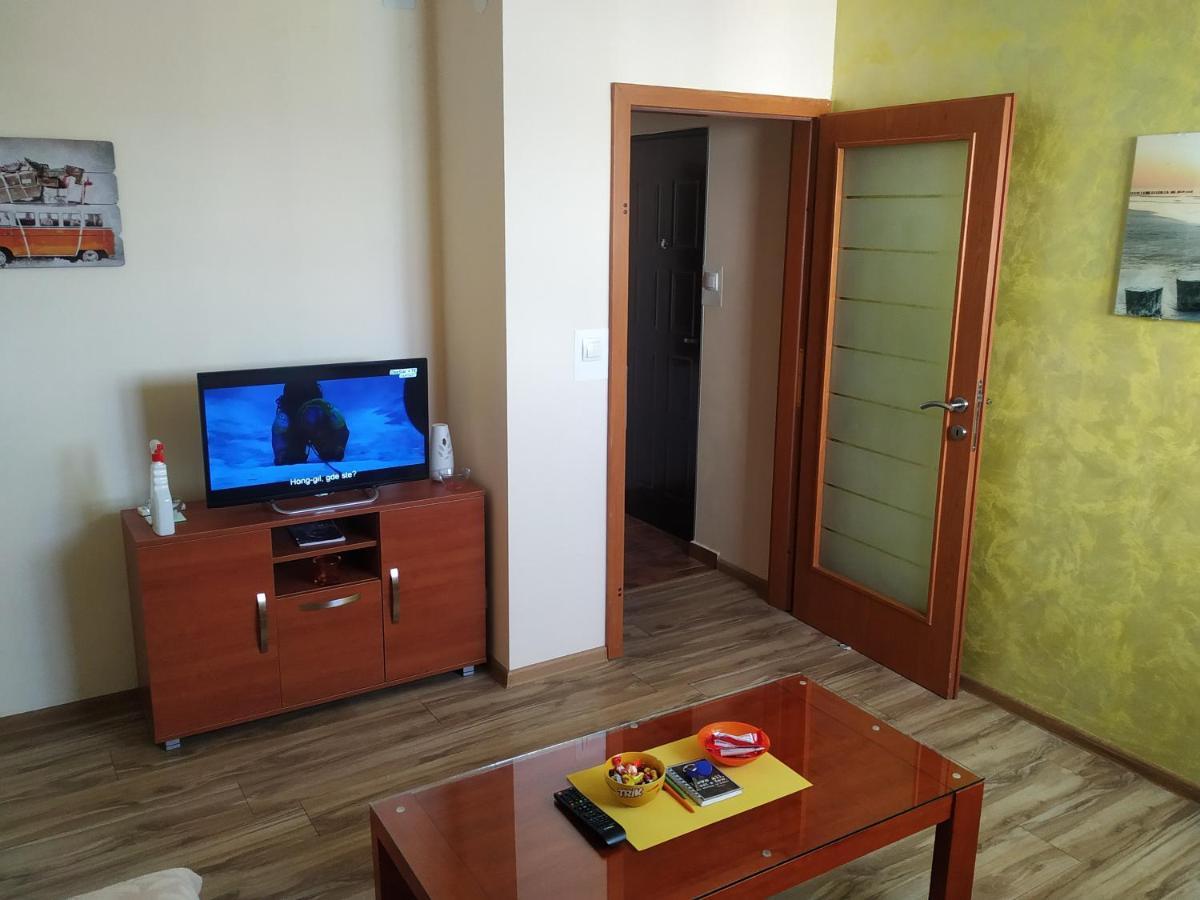 Apartment Dora Podgorica Exterior foto